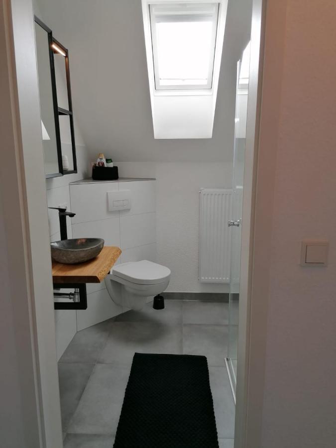 Eifelstern-Schoene Ferienwohnung Mit Balkon Kalenborn-Scheuern Bagian luar foto